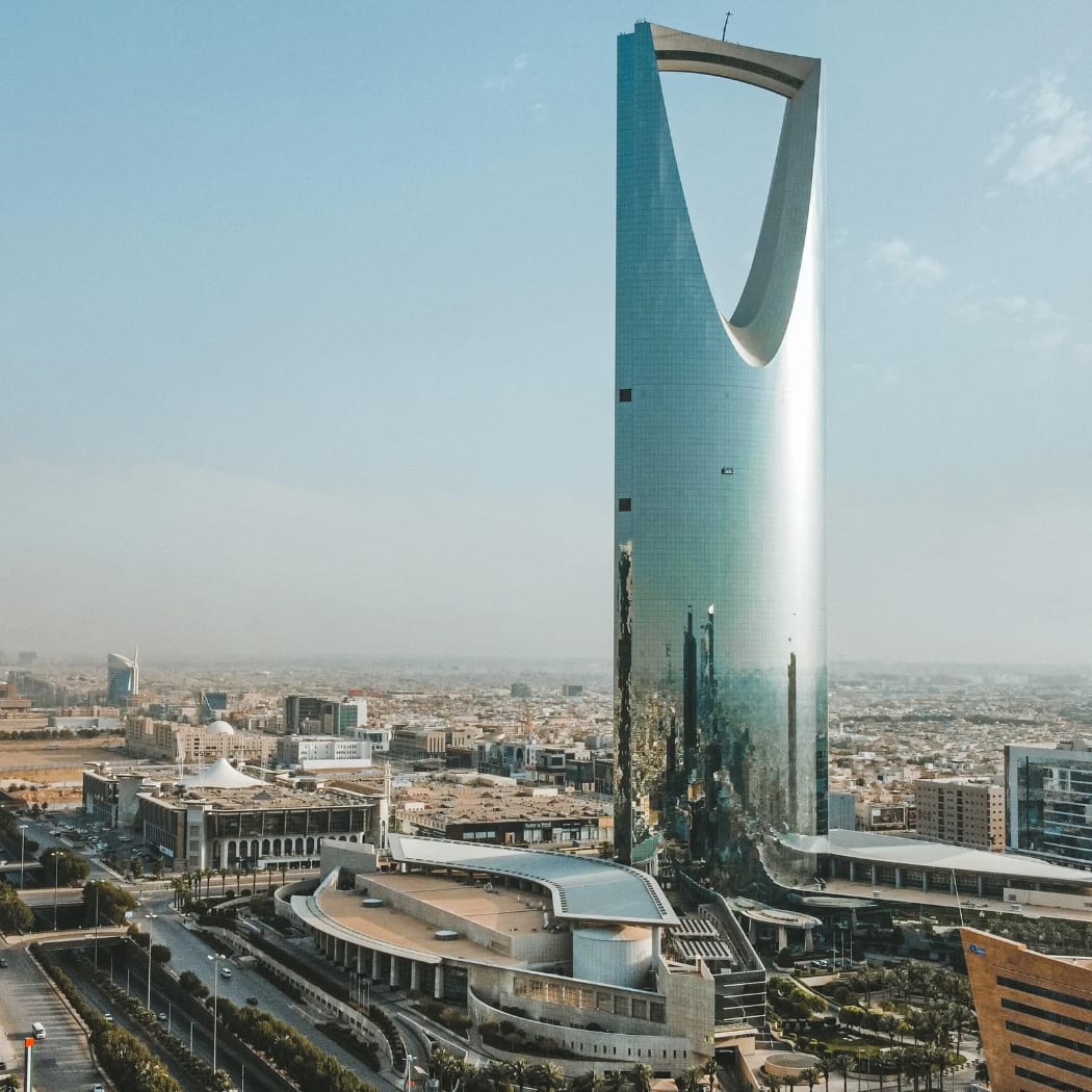 kingdom center, shopping malls in riyadh